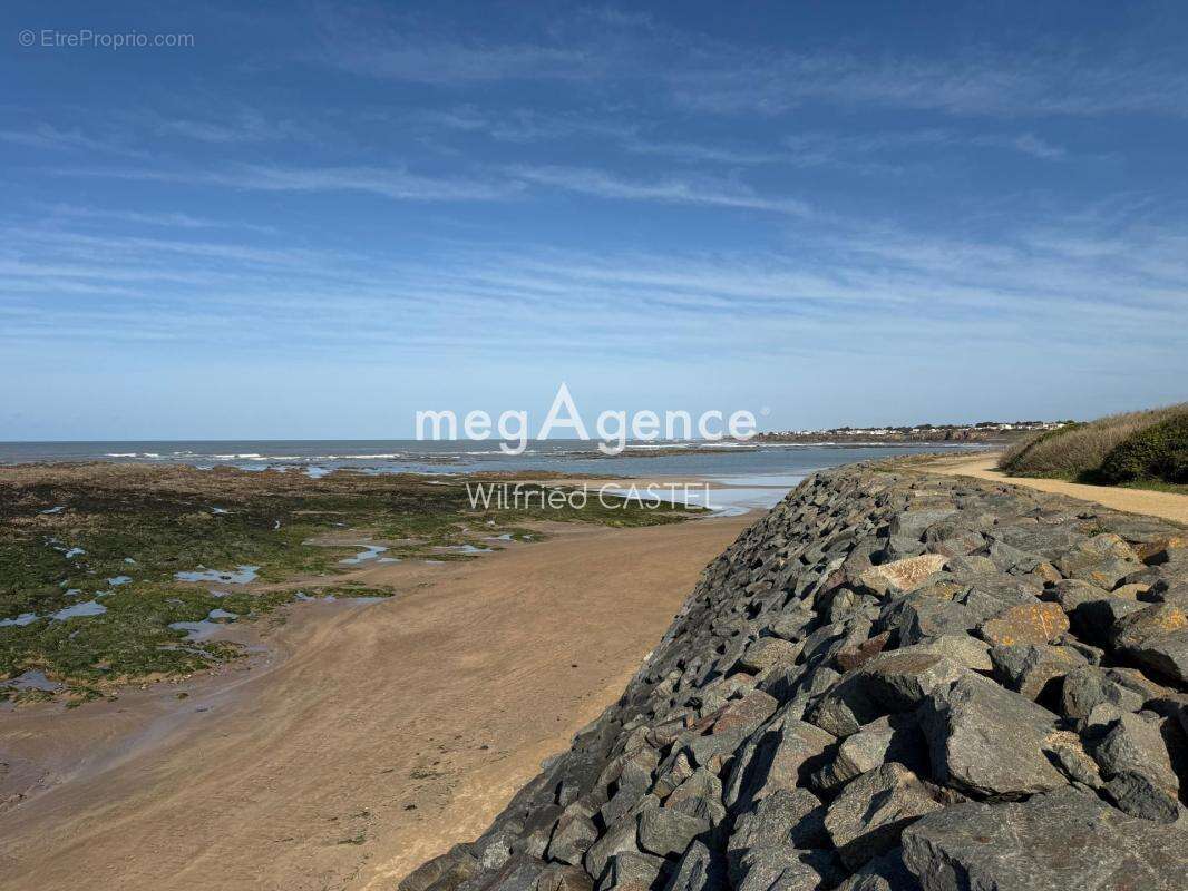Rare sur le secteur terrain à deux pas de la mer - photo 5
