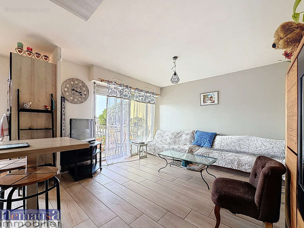 Appartement à NIMES