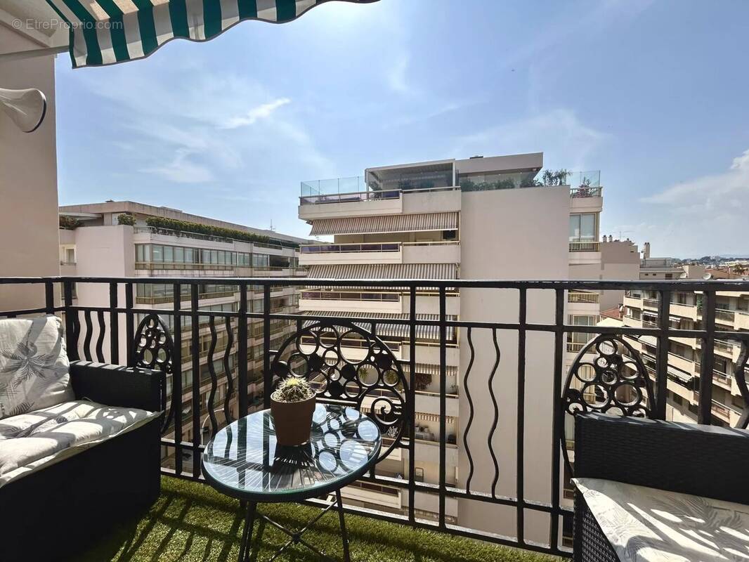 Appartement à CANNES