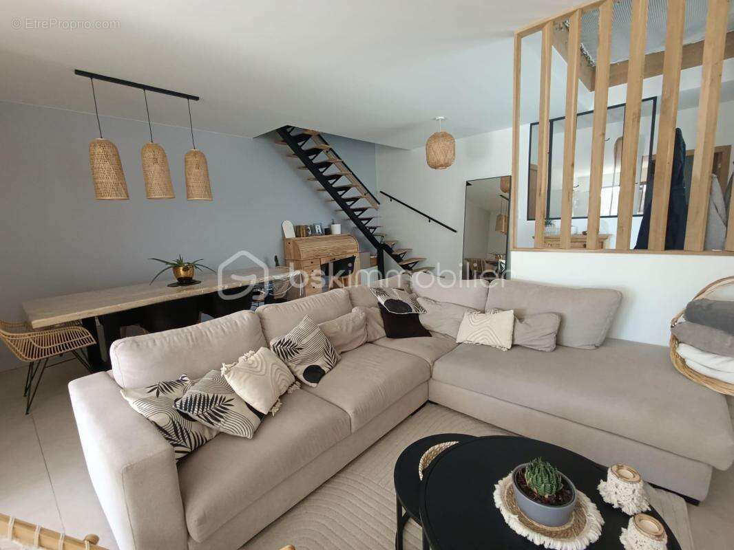 Maison 5 chambres de 174 m² avec piscine - photo 4