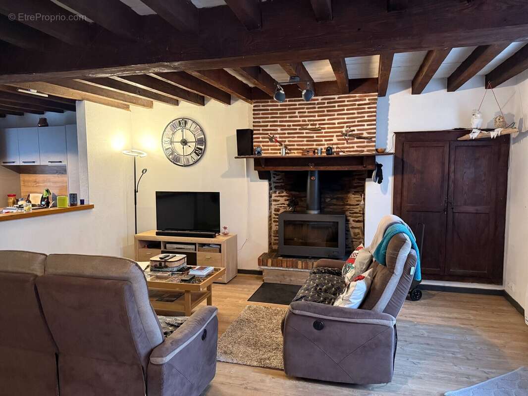 Maison à POULIGNY-NOTRE-DAME