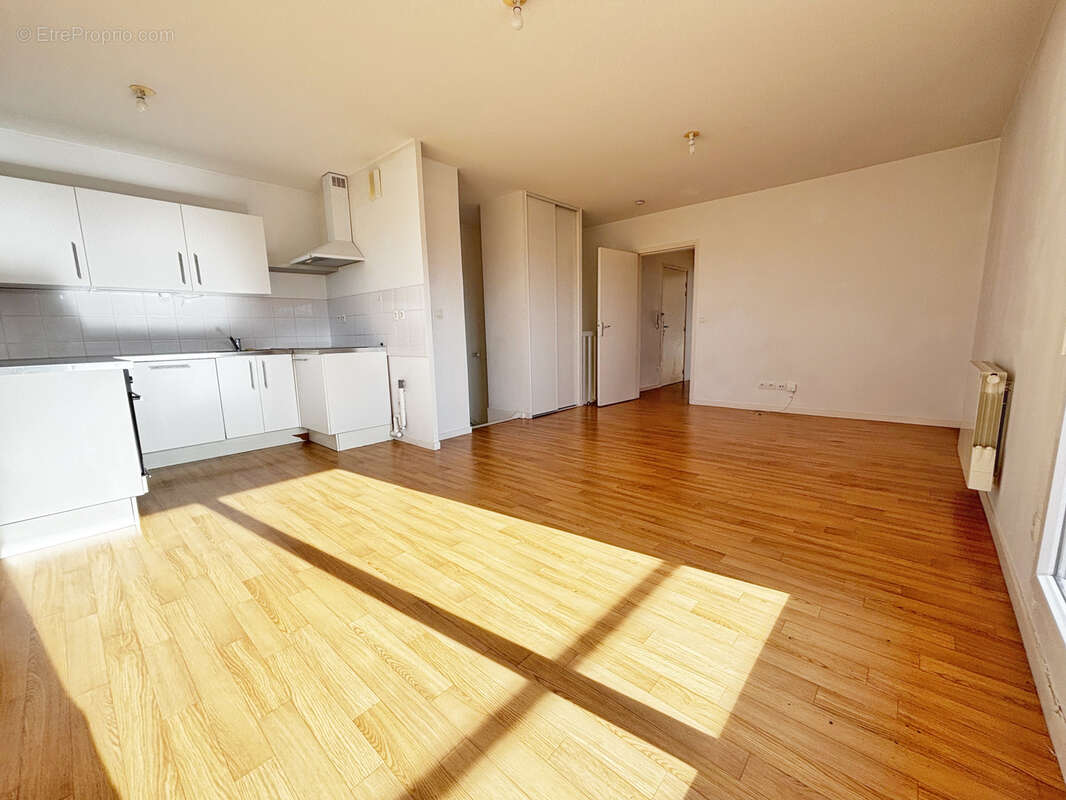 Appartement à L'ISLE-D'ABEAU