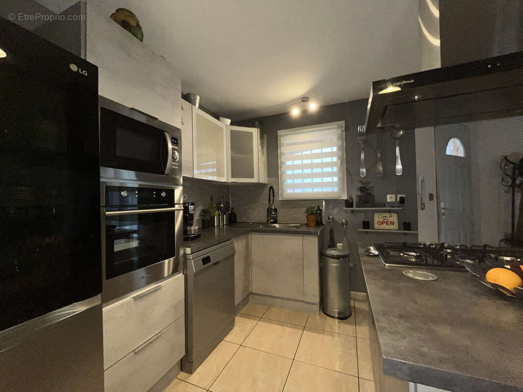 Maison à LEZIGNAN-CORBIERES