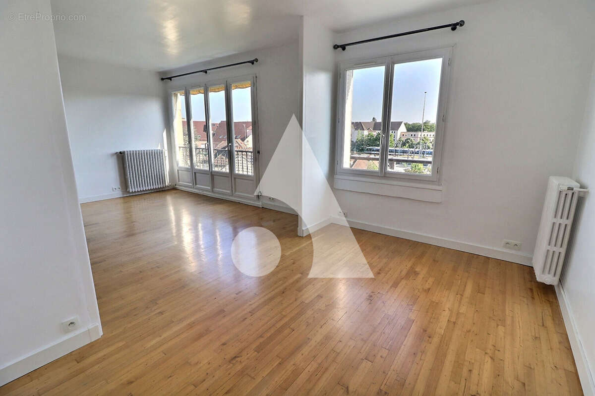 Appartement à PONTOISE