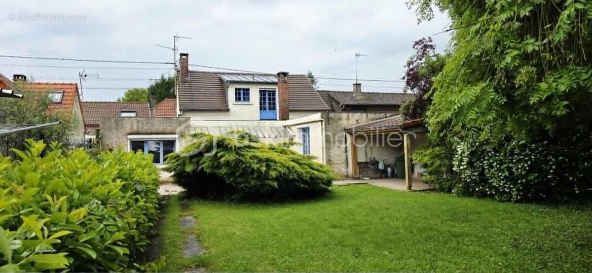 Maison à GUILLAUCOURT