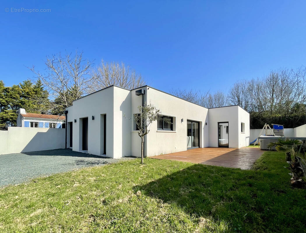 Maison à SAINT-PALAIS-SUR-MER