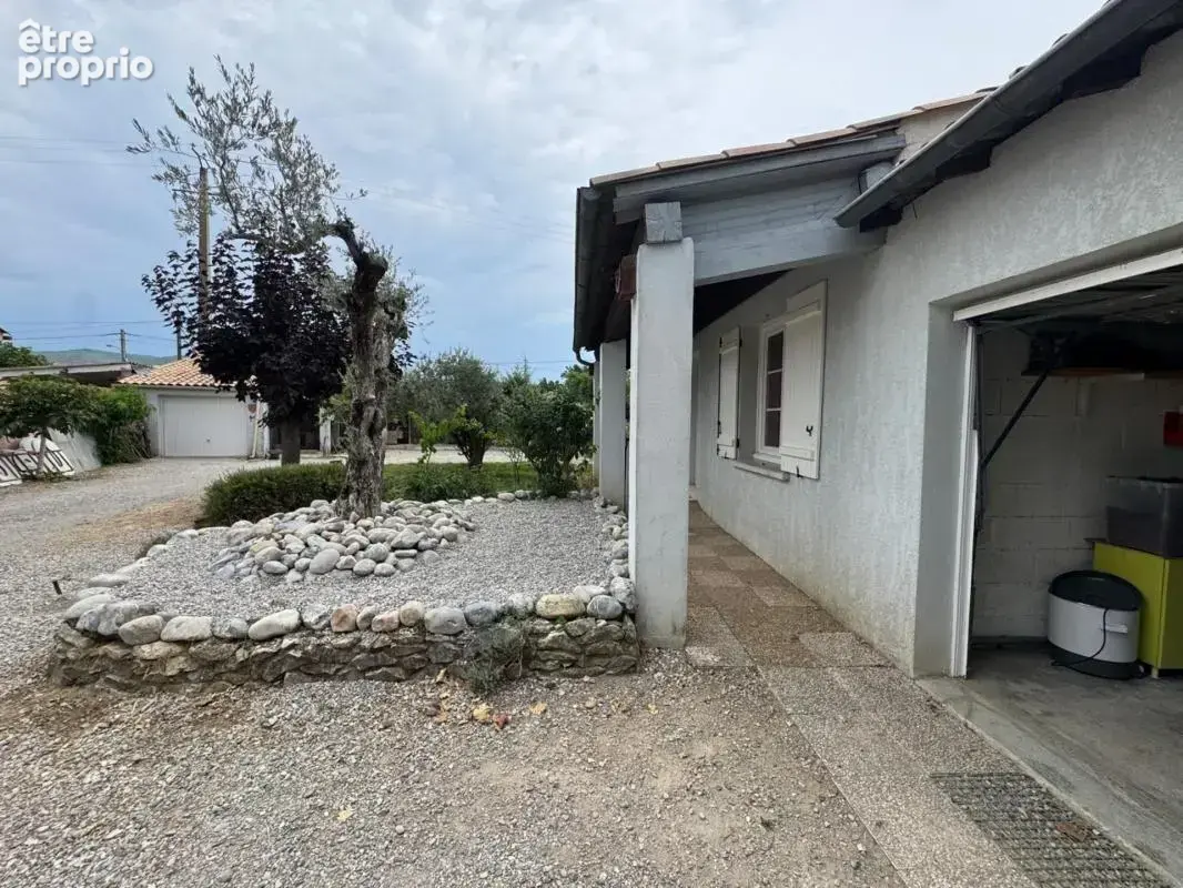 Vente Maison de Plain-Pied T5-4 avec Piscine et Garages – Peyruis (04) - photo 33