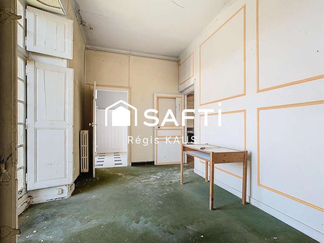 Maison 480 m² à Lucon  - photo 3