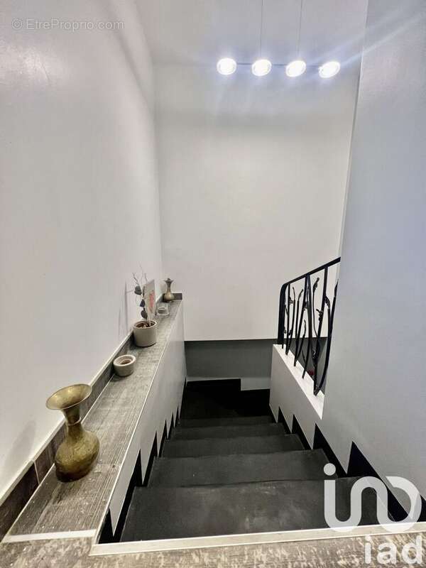 Photo 8 - Maison à LA GARDE-FREINET