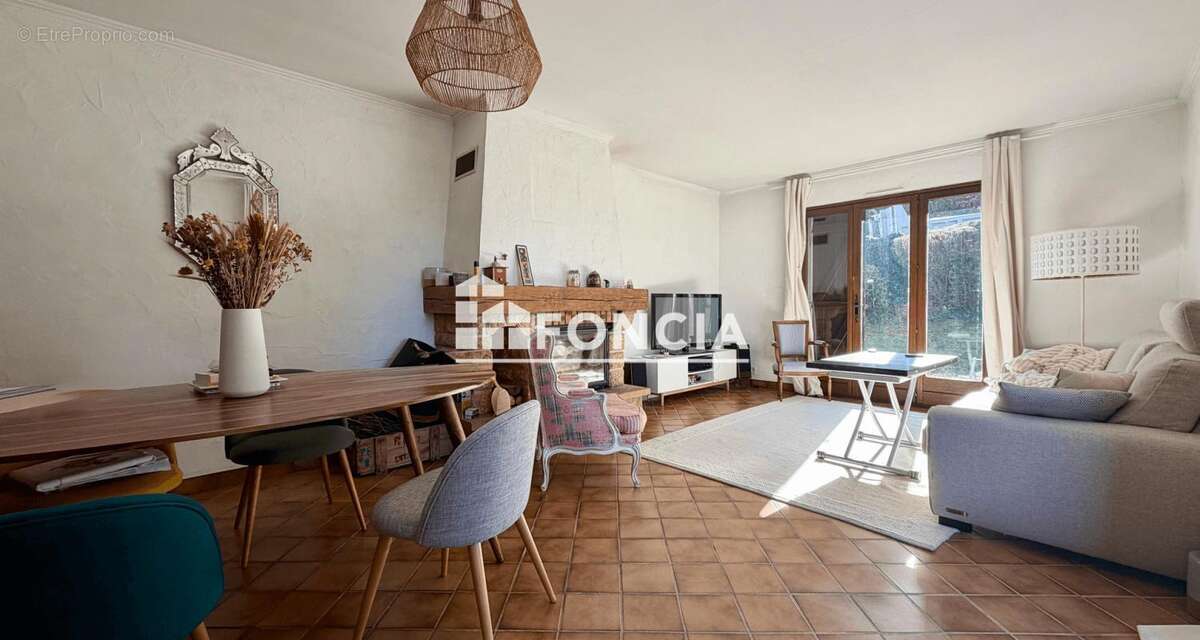 Maison à MURIANETTE