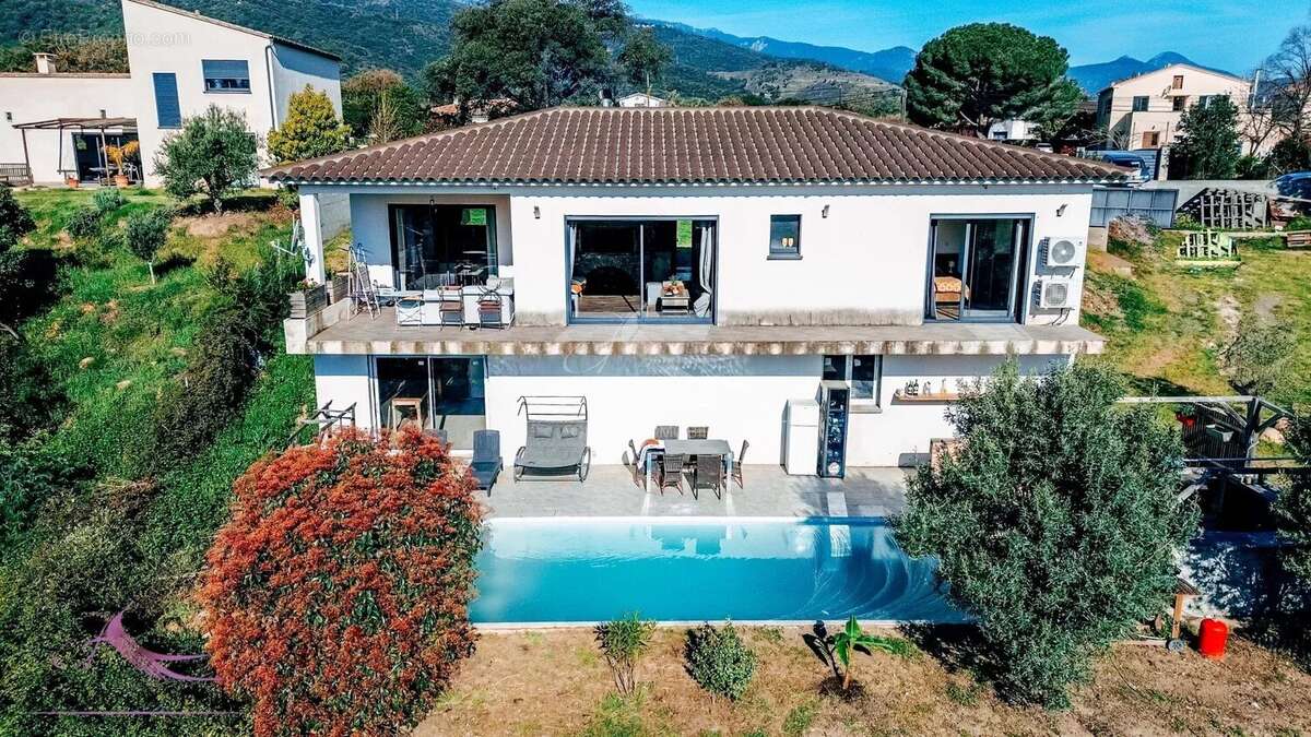 Maison à PRUNELLI-DI-FIUMORBO