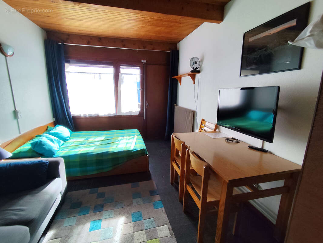 Appartement à MURAT-LE-QUAIRE