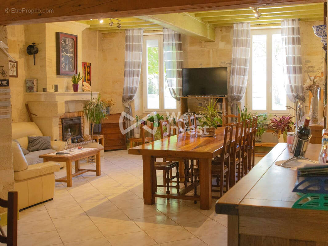 Maison à PERISSAC