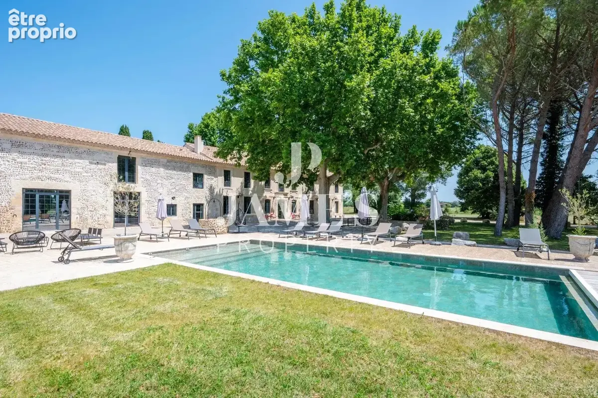 Photo Maison à Arles au prix de 2 625 000€