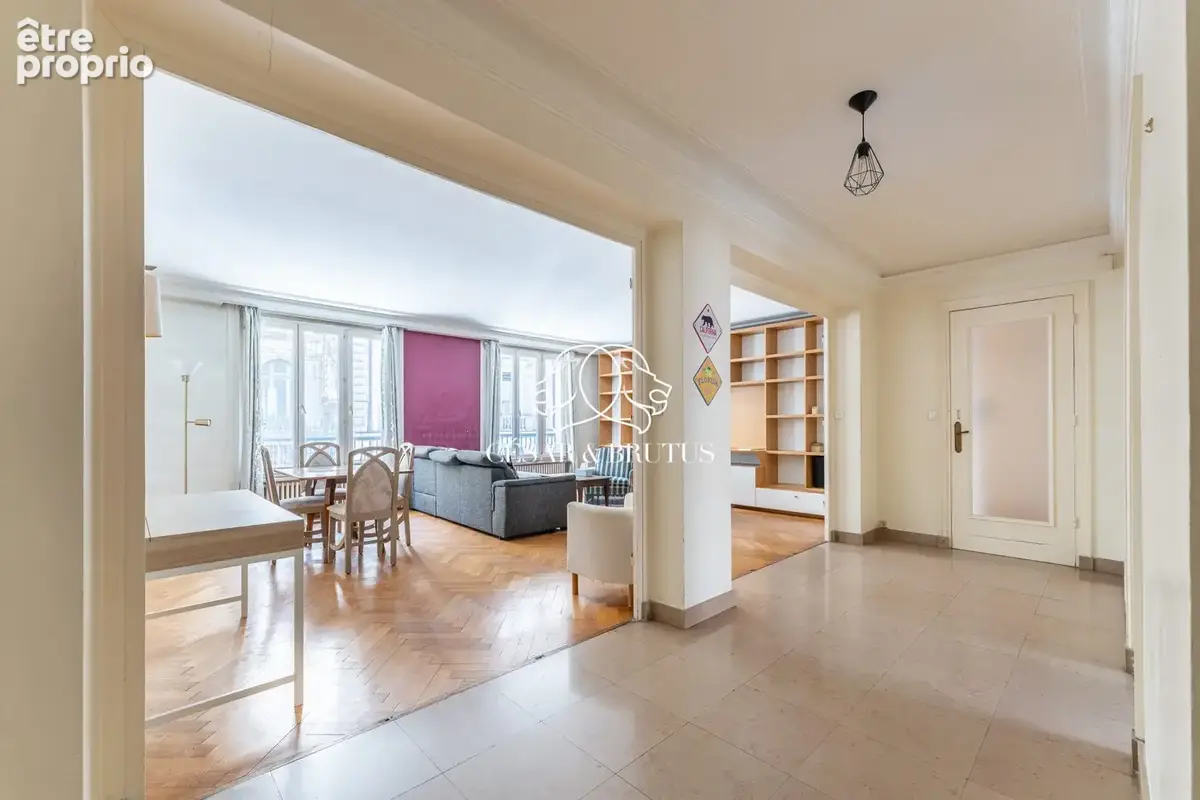 Appartement 5 pièces 110 m² à vendre à Lyon-6e (69006) - photo 5