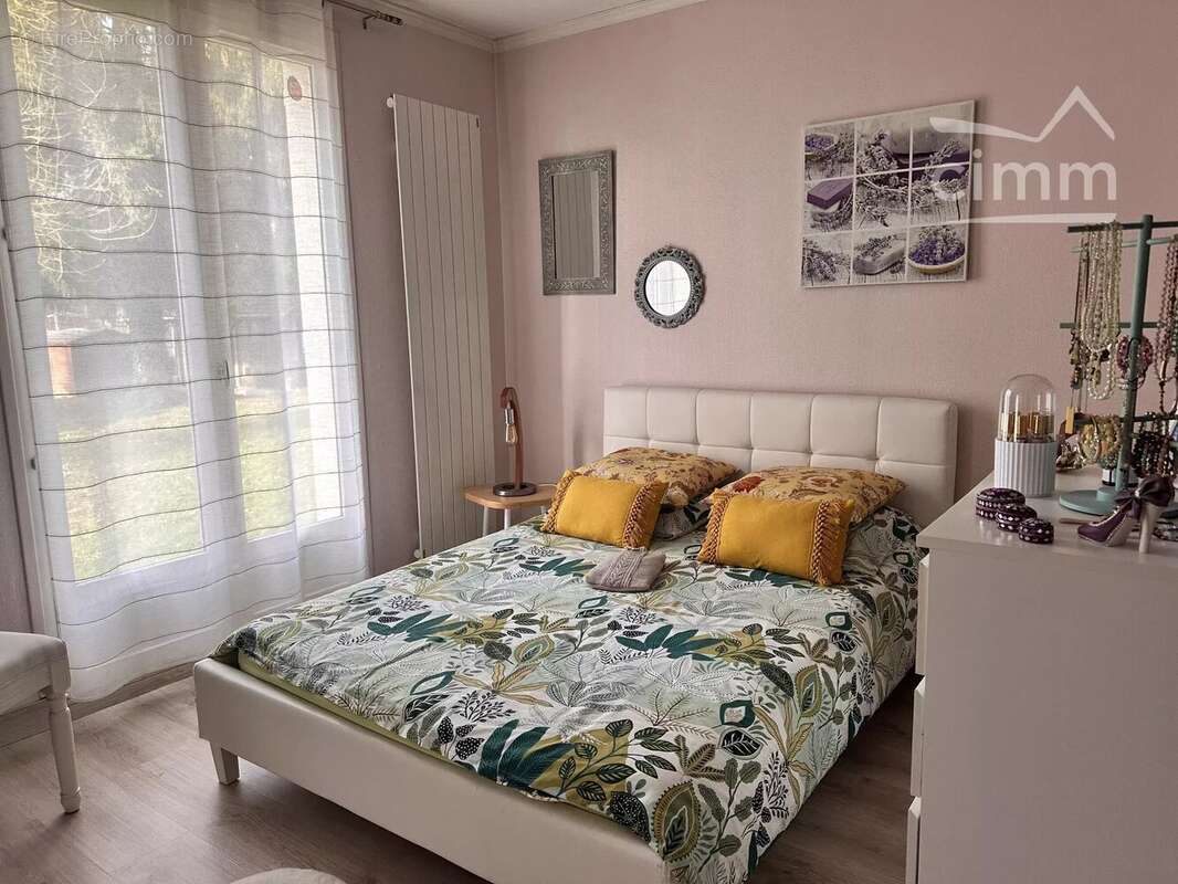 Maison à CONGIS-SUR-THEROUANNE