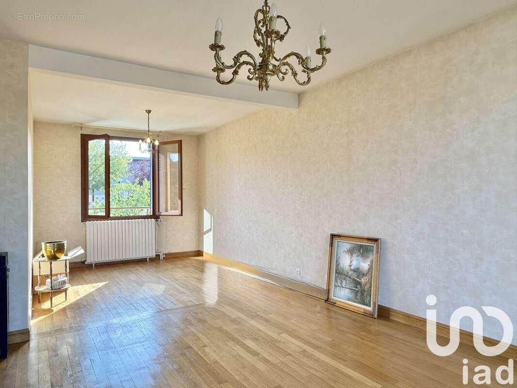 Photo 7 - Maison à VIRY-CHATILLON