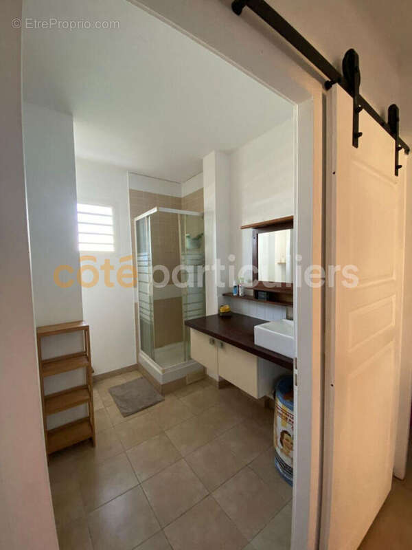 Appartement à BAIE-MAHAULT