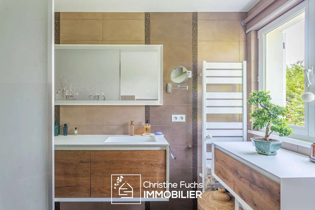 Marienthal - Une maison repensée avec élégance - photo 16
