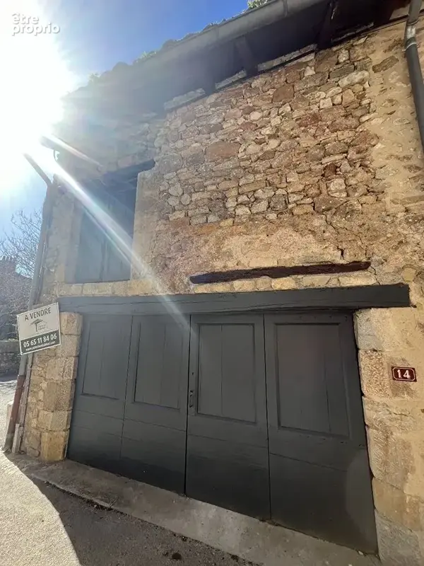 Maison en pierres entièrement rénovée dans village historique - photo 18
