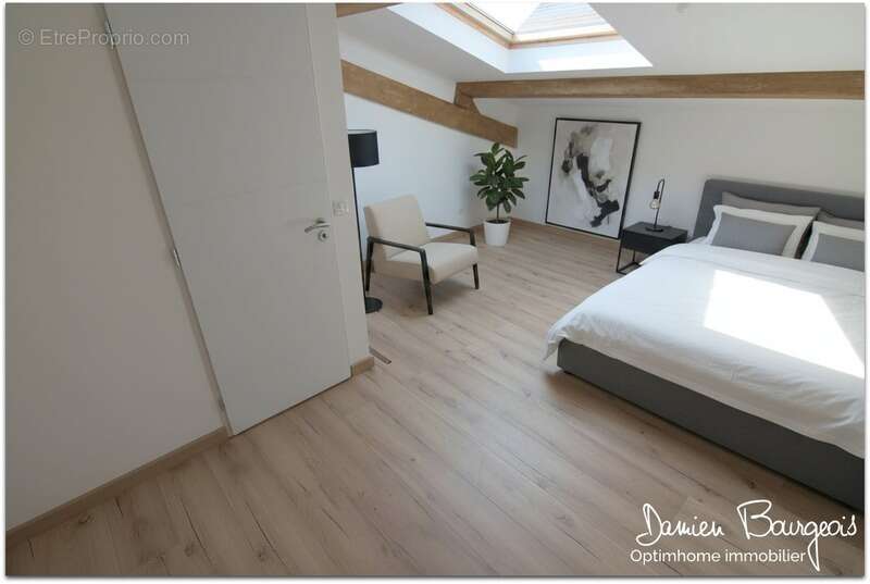 Appartement à SEGNY