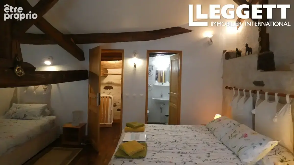 Charme et caractère maison du XVIIe siècle, magnifiquement aménagée en chambre d'hôte, idyllique. lieu - photo 4
