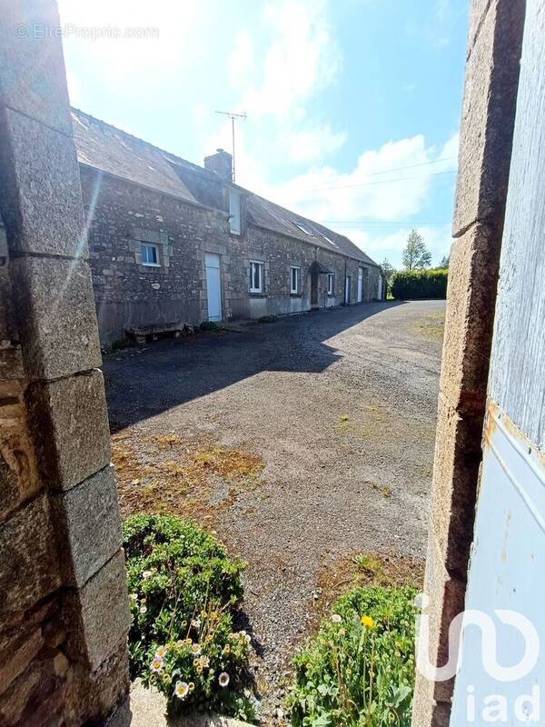 Photo 1 - Maison à LANFAINS