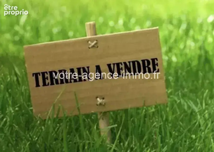 Photo Terrain à La Trinite au prix de 130 000€
