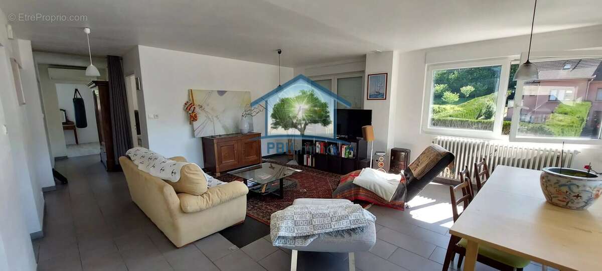 Appartement à NOMEXY