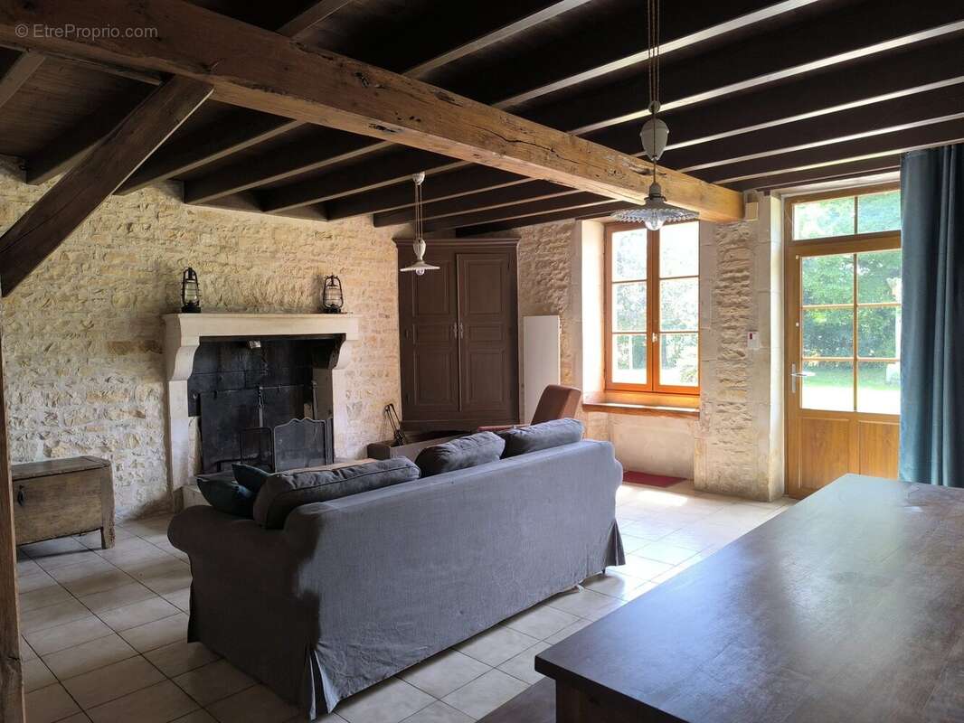 Maison à VILLEMAIN
