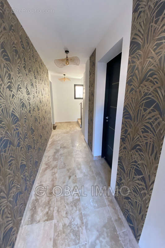 Appartement à CALVISSON