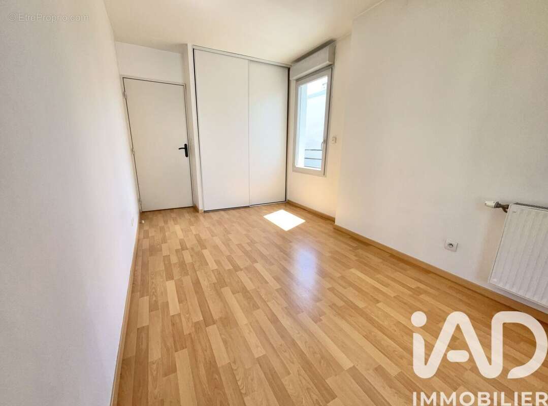 Photo 6 - Appartement à LYON-8E