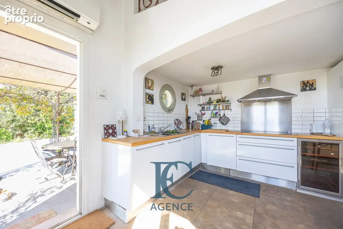 Maison de 165  m2 vue mer - photo 6
