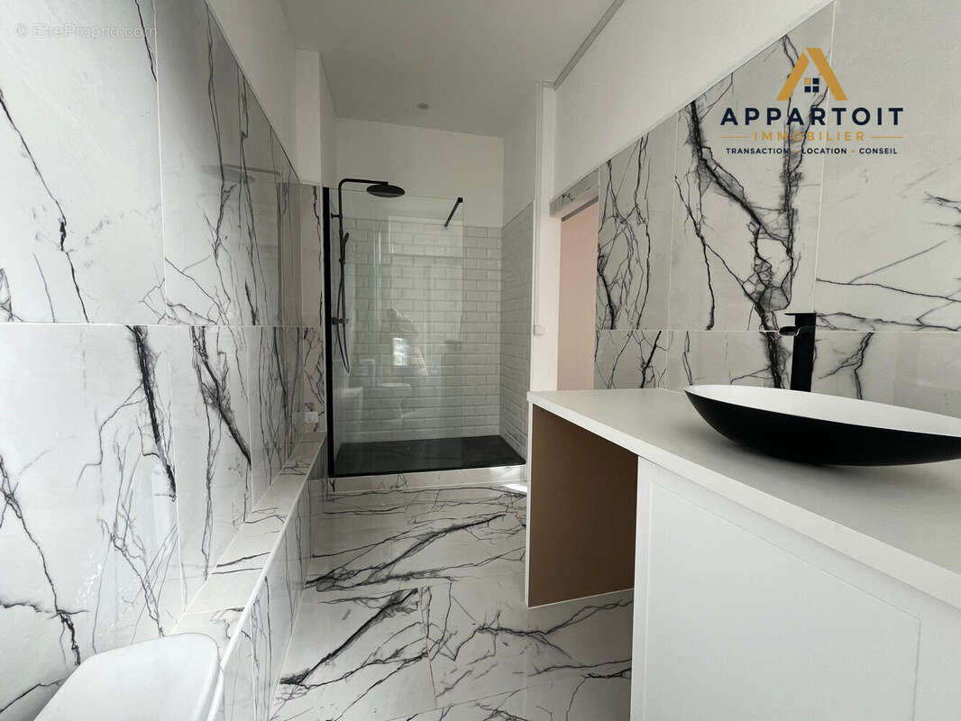 Appartement à VICHY