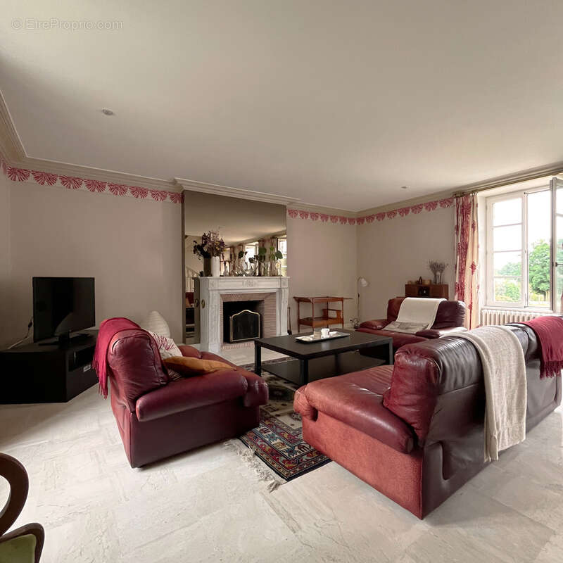 Belle propriété (170 m2) au cœur de la ville. - photo 2