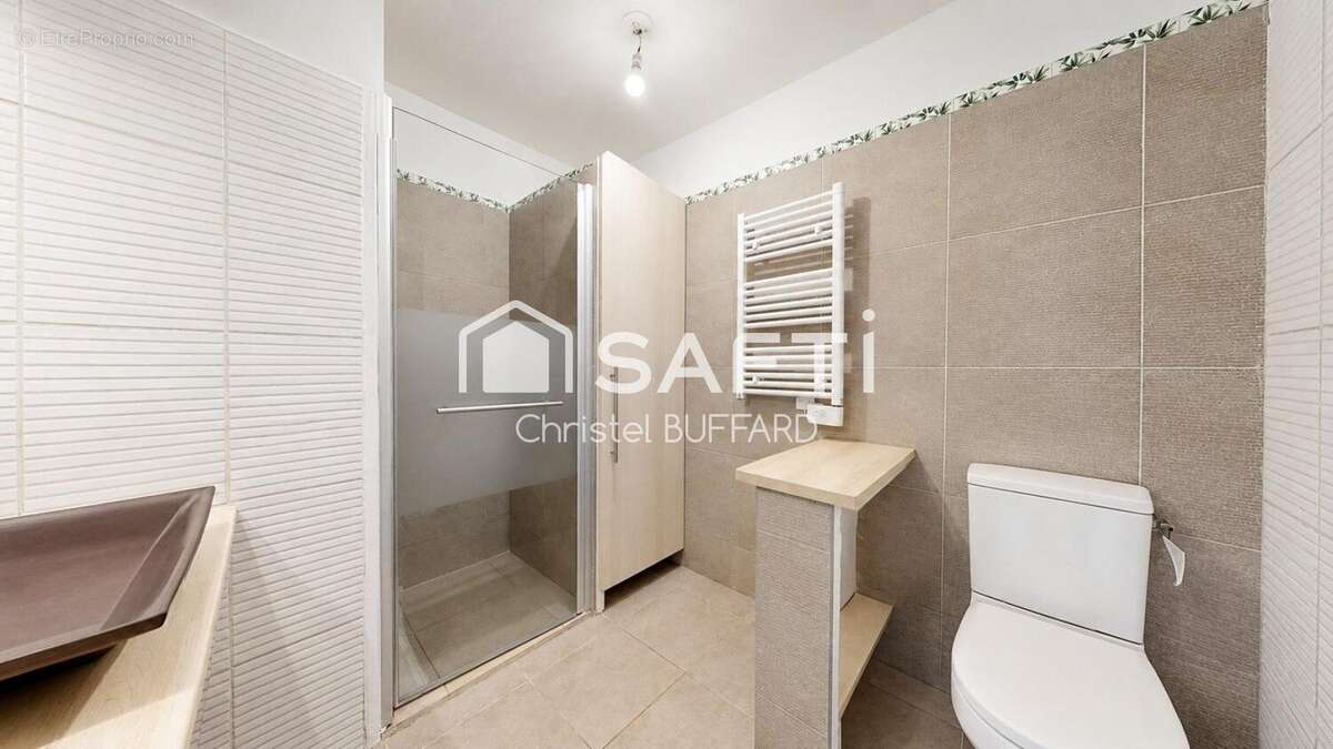 Photo 8 - Appartement à MARSEILLE-10E