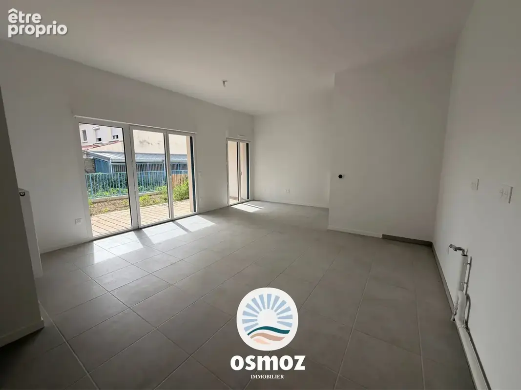 Appartement 3 pièces 67 m² à vendre à La Rochelle (17000) - photo 2