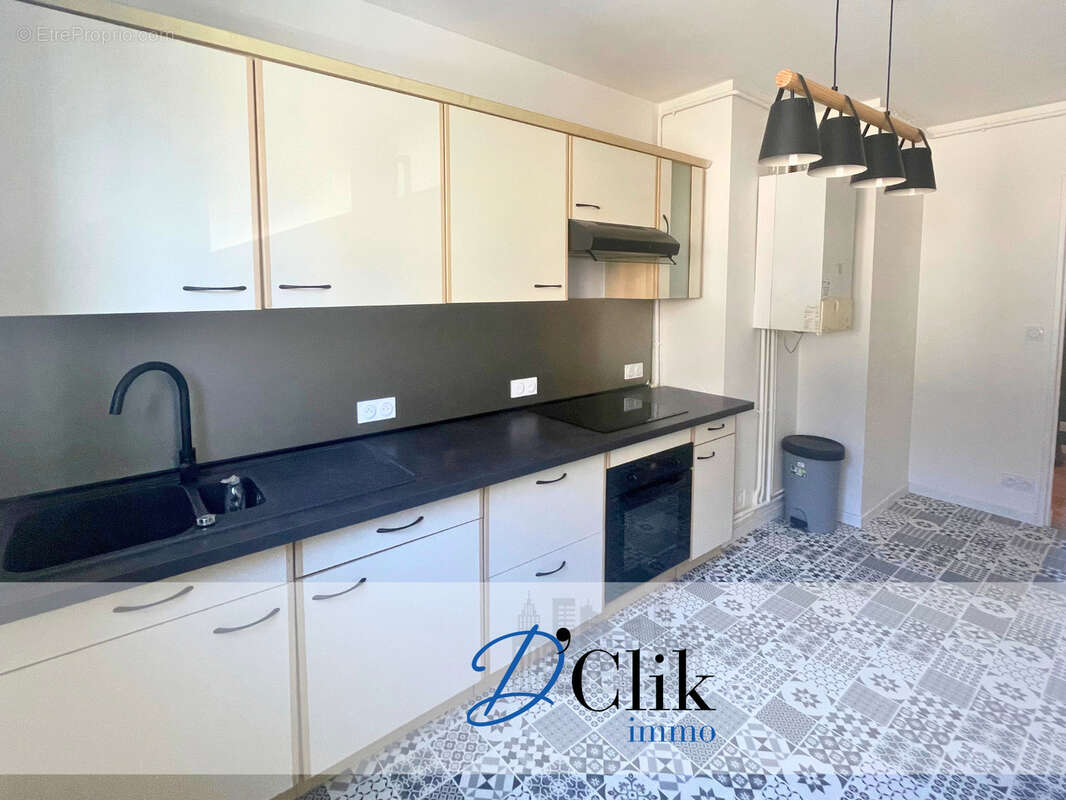 À vendre   appartement t3 rénové   laval centre-ville (rive gauche) - photo 2