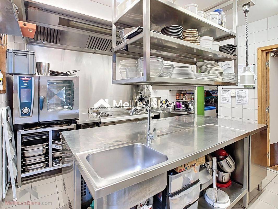 Commerce à CREST-VOLAND