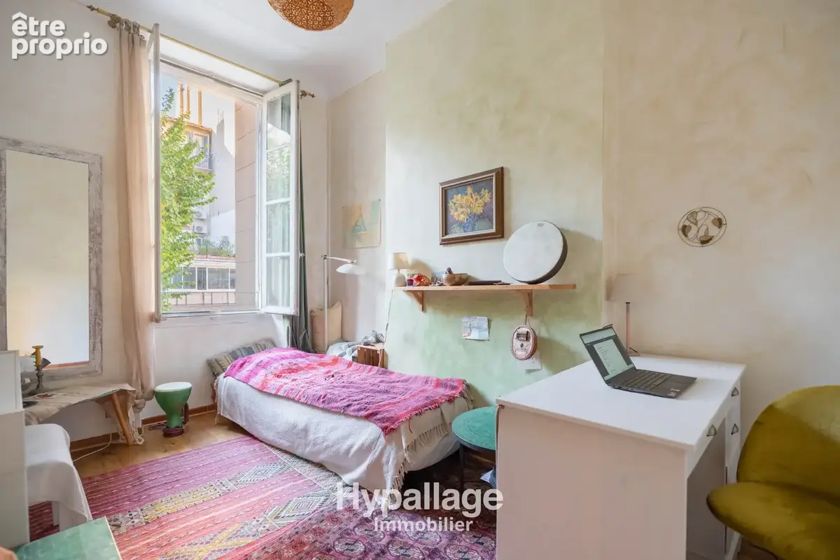 Vente T4 - Lumineux, Calme, Exterieur - 13001 MARSEILLE - photo 7
