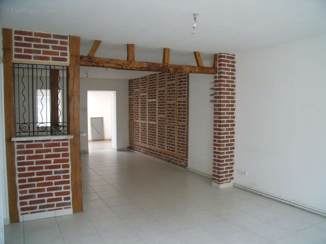 Appartement à AVESNES-LE-COMTE