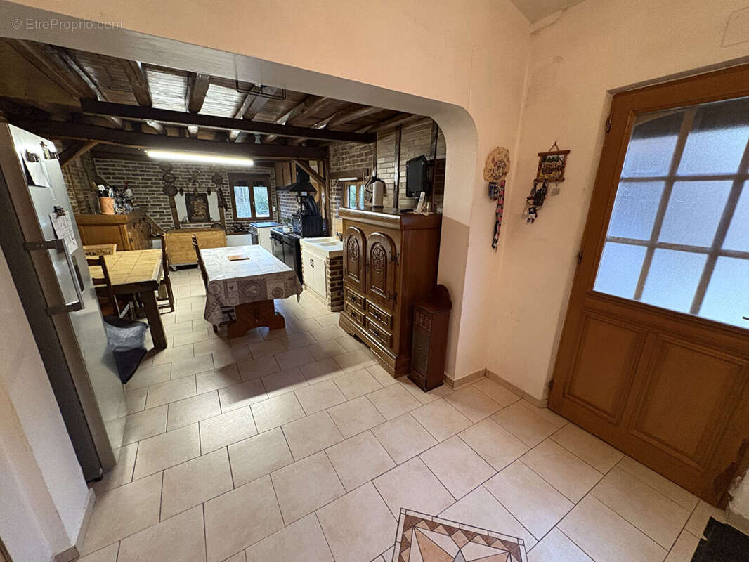 Maison à CHEVRESIS-MONCEAU