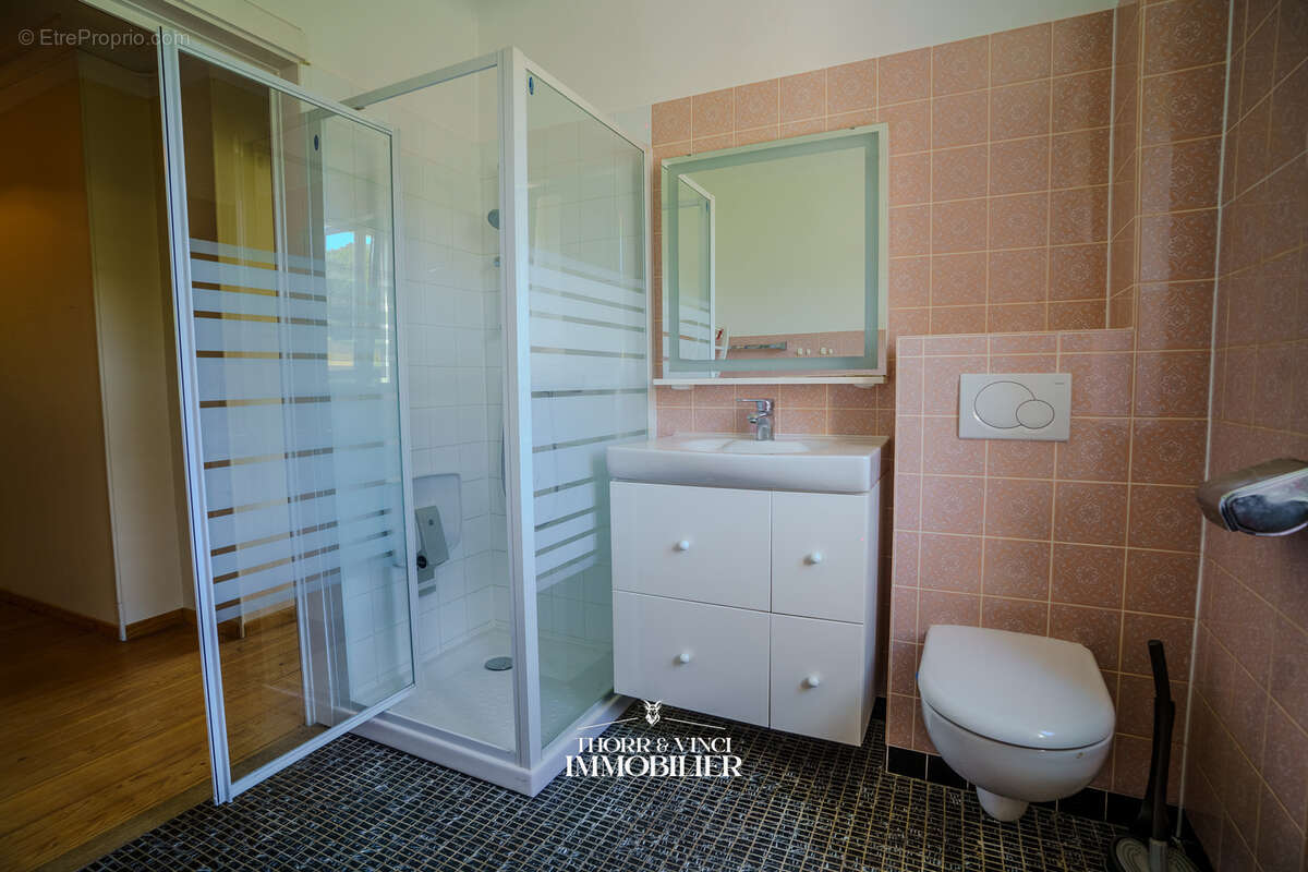 Maison 8 pièces - 206m2 - Terrain 50 ares - Grange 480m2 - Bendorf - photo 6