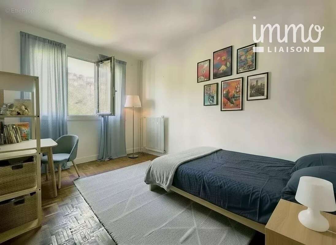 Appartement à PARIS-19E
