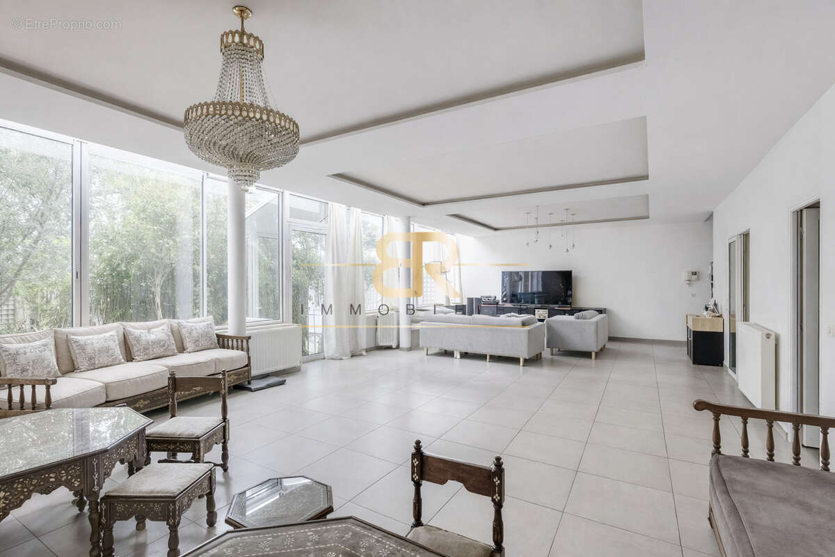 Maison à COLOMBES