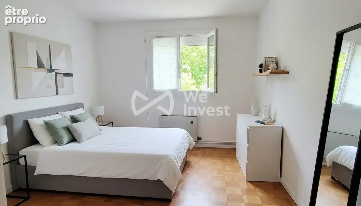 Projection d'un aménagement après rénovation intérieur modifié avec l' IA