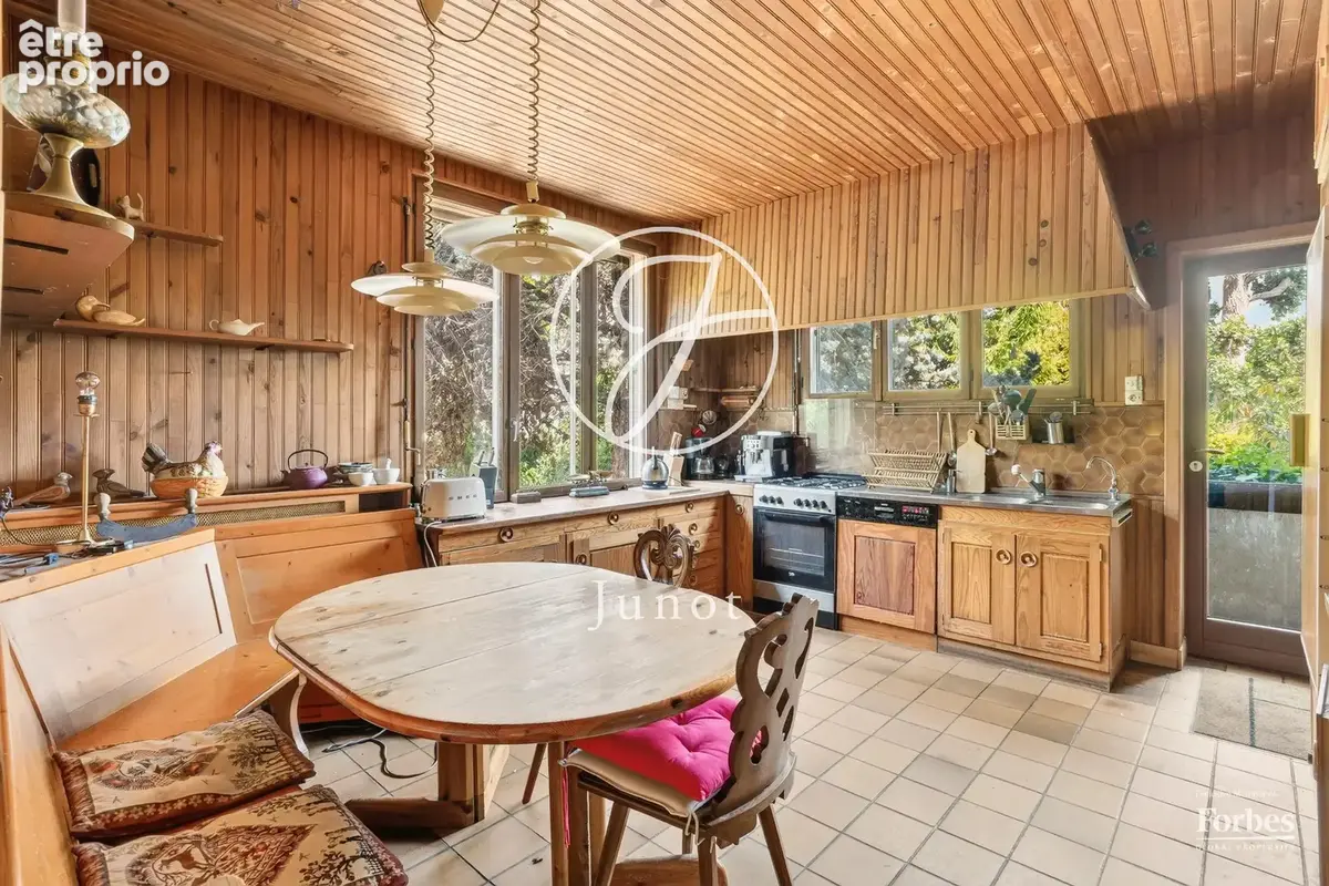 Le Vésinet - LAC SUPÉRIEUR  - Maison Napoléon III - 235m² - Dépendance 65m² - Terrain 1474m². - photo 8
