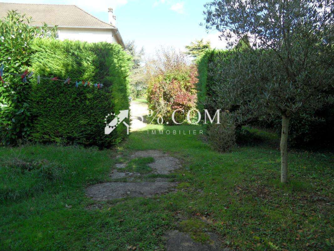 Maison à BUXEROLLES