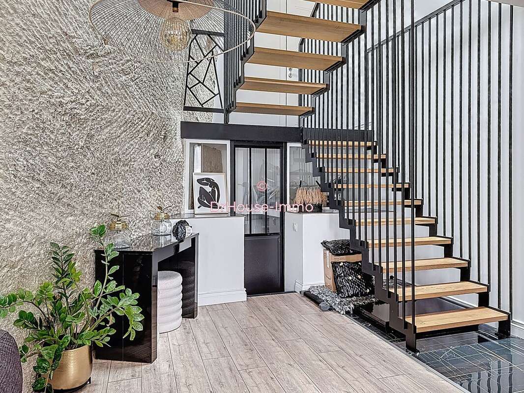 Maison à COULOUNIEIX-CHAMIERS
