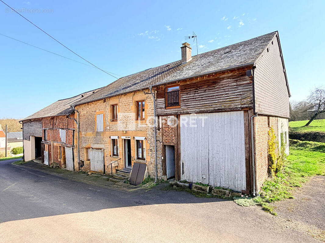 Maison à LE CHESNE